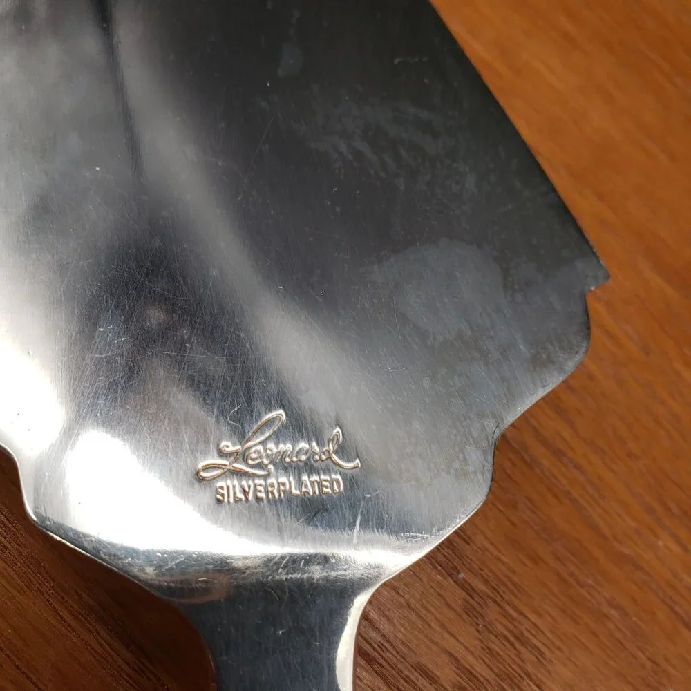 Vintage Leonard Silverplate Pie Server Engraved Cake Dessert Server
